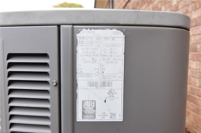 737 Lee Road, Thomasville, NC 27360