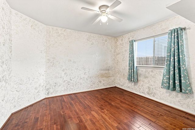 20619 Gathering Oak, San Antonio, TX 78258