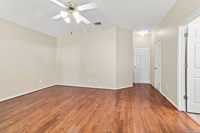 20619 Gathering Oak, San Antonio, TX 78258
