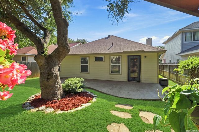 20619 Gathering Oak, San Antonio, TX 78258