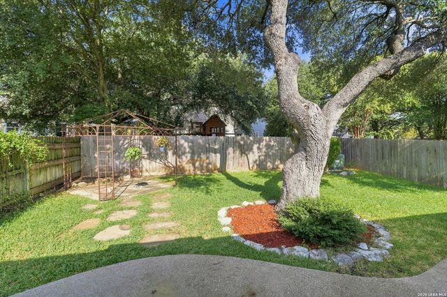 20619 Gathering Oak, San Antonio, TX 78258