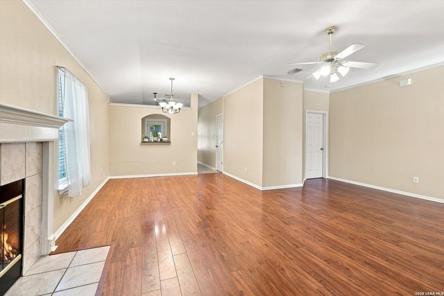 20619 Gathering Oak, San Antonio, TX 78258