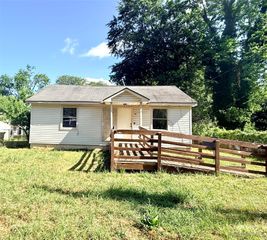 111 Kiwanis Street, Montgomery, AL 36110