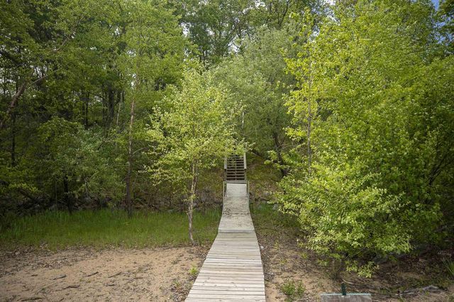 W3090 Yellow Banks Trail, Nekoosa, WI 54457