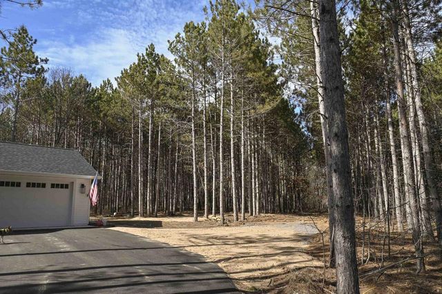 W3090 Yellow Banks Trail, Nekoosa, WI 54457