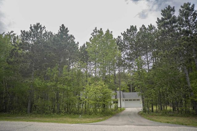 W3090 Yellow Banks Trail, Nekoosa, WI 54457