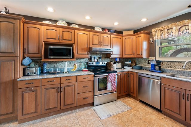 2341 Clubside Drive, Beavercreek, OH 45431