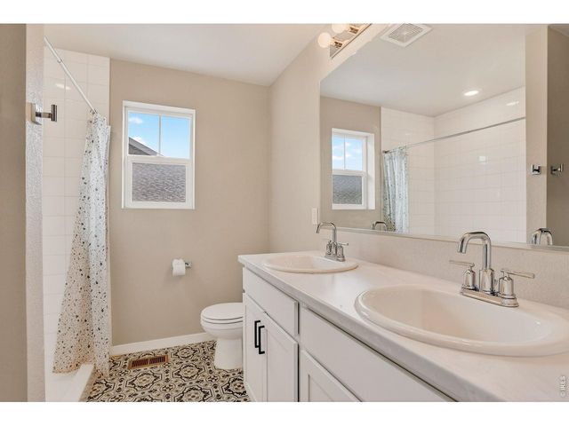 307 Penguin St, Johnstown, CO 80534