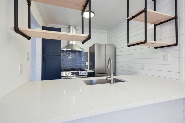 3431 North Hills DR 126, Austin, TX 78731