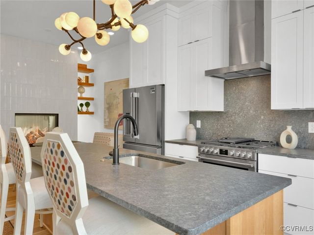 4507 Colonial Place Aly, Richmond, VA 23221