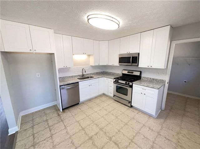 1355 Fern Hill Drive, Lawrenceville, GA 30044