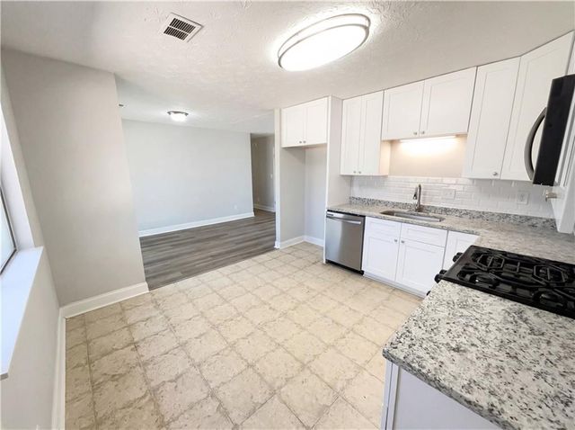 1355 Fern Hill Drive, Lawrenceville, GA 30044