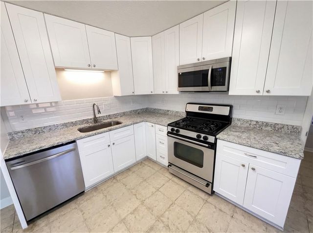 1355 Fern Hill Drive, Lawrenceville, GA 30044