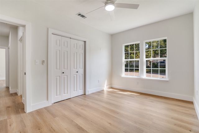 718 Grandview Avenue, Dallas, TX 75223