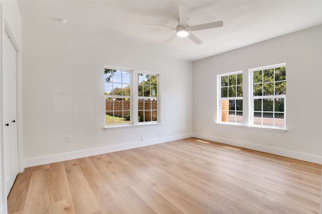 718 Grandview Avenue, Dallas, TX 75223