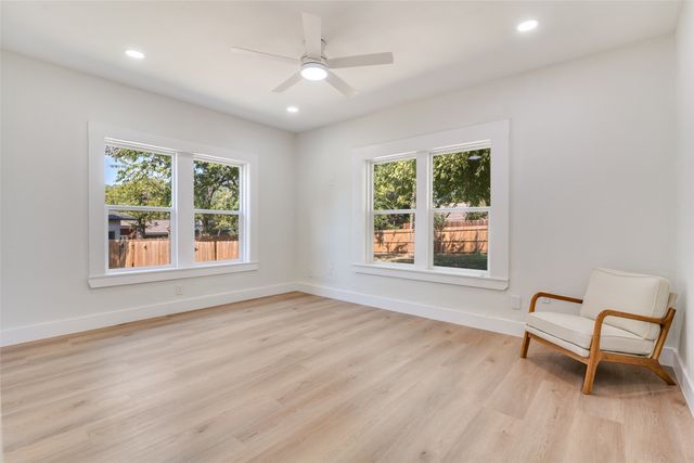 718 Grandview Avenue, Dallas, TX 75223