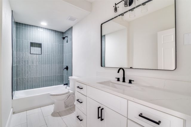 718 Grandview Avenue, Dallas, TX 75223