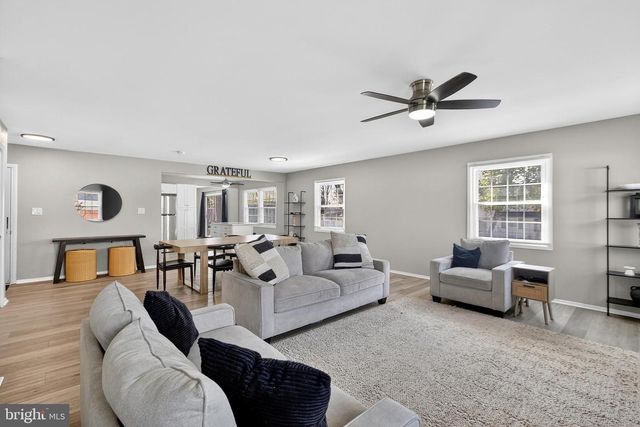 15 CLUB RIDGE LN, Willingboro, NJ 08046