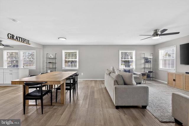 15 CLUB RIDGE LN, Willingboro, NJ 08046