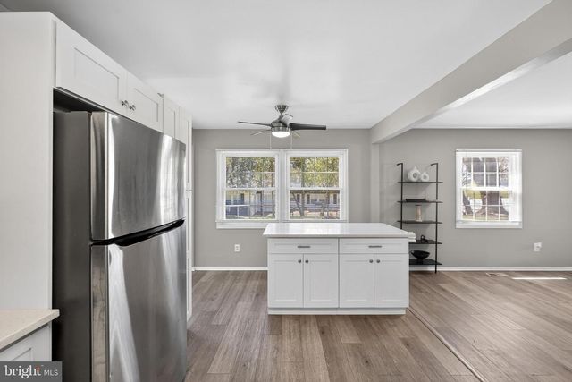 15 CLUB RIDGE LN, Willingboro, NJ 08046