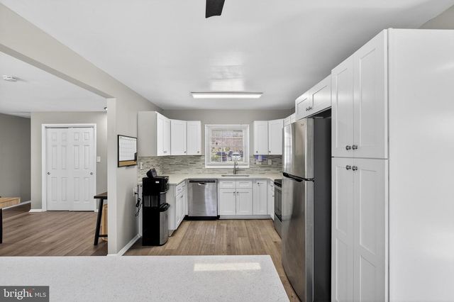 15 CLUB RIDGE LN, Willingboro, NJ 08046