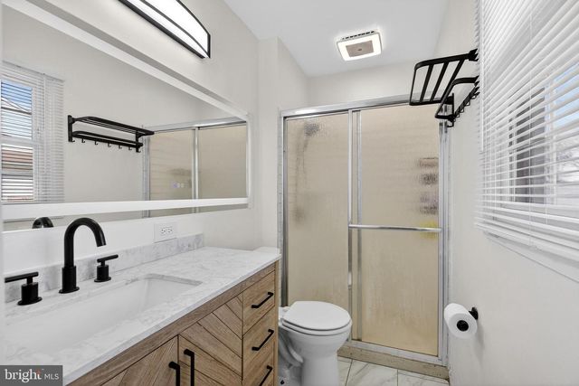 15 CLUB RIDGE LN, Willingboro, NJ 08046