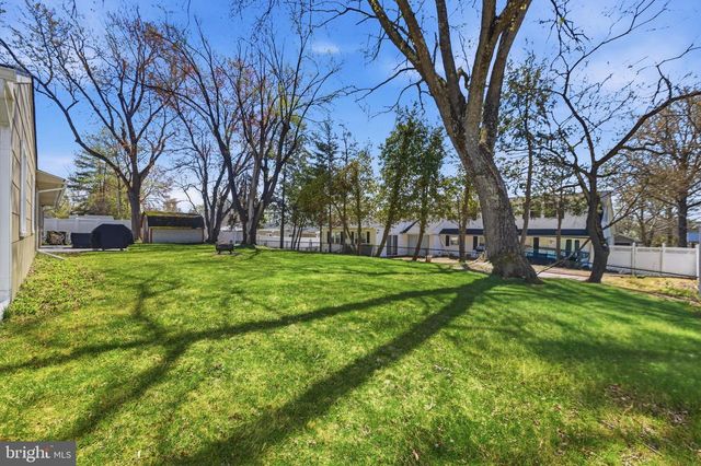 15 CLUB RIDGE LN, Willingboro, NJ 08046