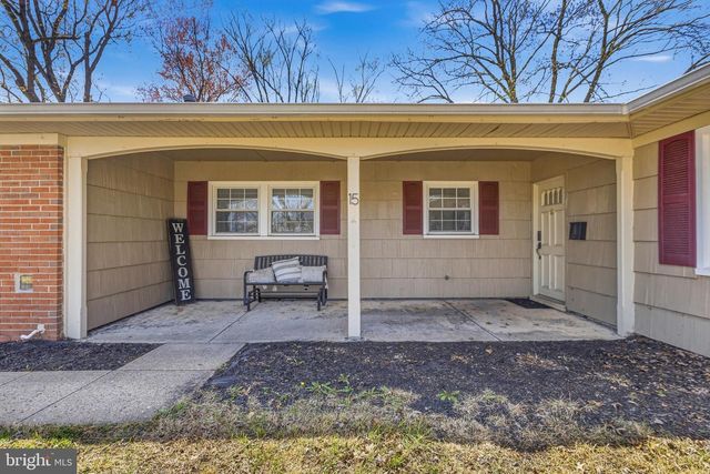 15 CLUB RIDGE LN, Willingboro, NJ 08046