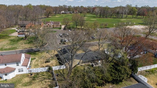 15 CLUB RIDGE LN, Willingboro, NJ 08046