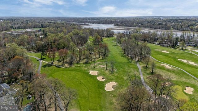 15 CLUB RIDGE LN, Willingboro, NJ 08046