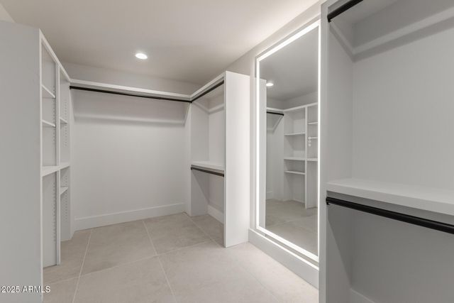 6118 E BLANCHE Drive, Scottsdale, AZ 85254