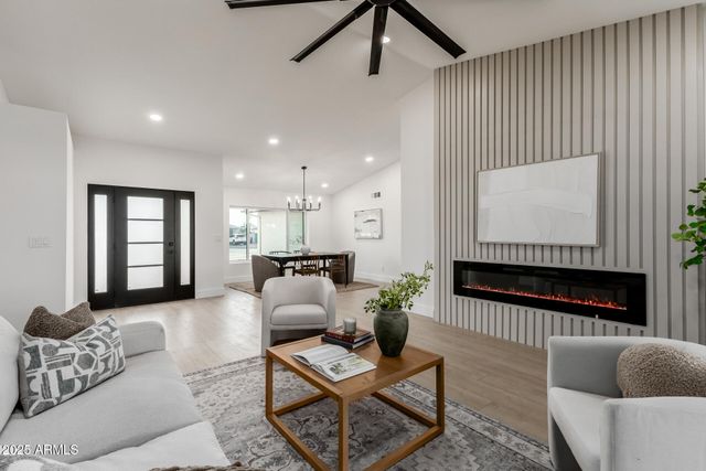 6118 E BLANCHE Drive, Scottsdale, AZ 85254