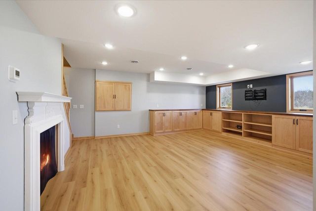 2080 St Patrick's CIRCLE, Hartford, WI 53027