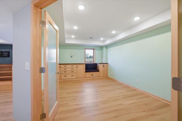 2080 St Patrick's CIRCLE, Hartford, WI 53027