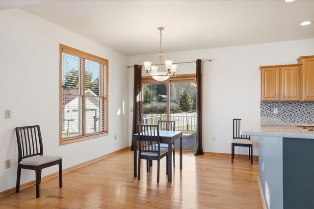 2080 St Patrick's CIRCLE, Hartford, WI 53027