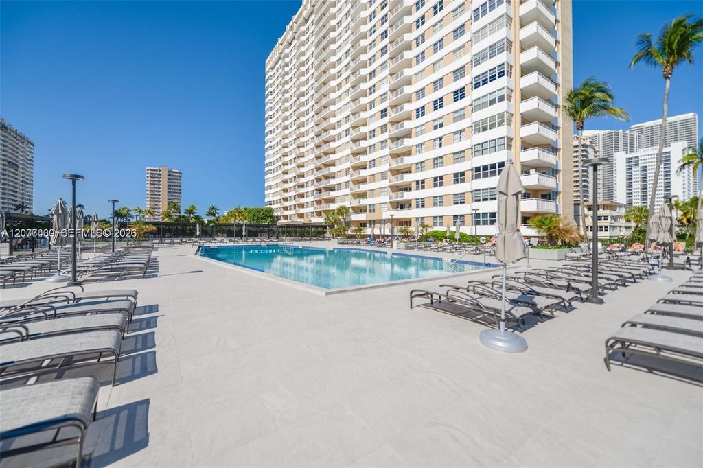 1980 S Ocean Drive 20A, Hallandale Beach, FL 33009