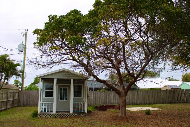 2533 SE Grand Drive, Port St. Lucie, Port St Lucie, FL 34952