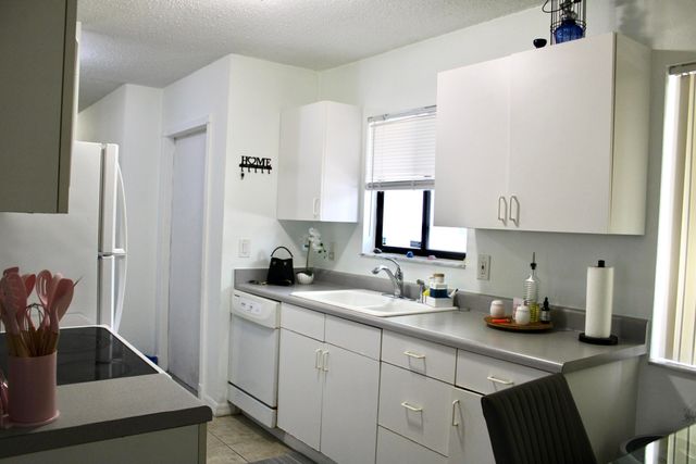 2533 SE Grand Drive, Port St. Lucie, Port St Lucie, FL 34952