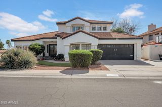 5715 E BEVERLY Lane, Scottsdale, AZ 85254