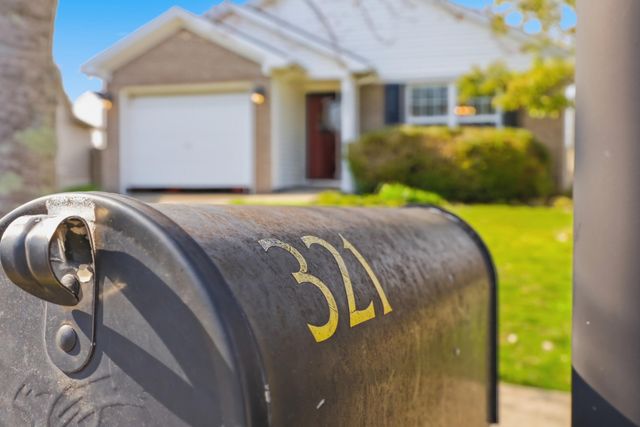 321 Loblolly Court, Lexington, KY 40514