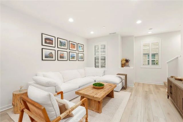 55 Sanctuary Lane, Mission Viejo, CA 92692