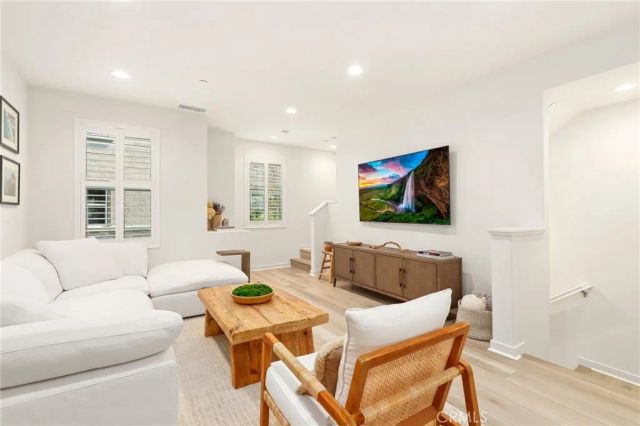 55 Sanctuary Lane, Mission Viejo, CA 92692