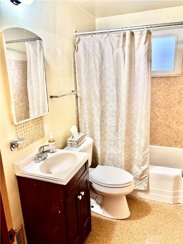 416 Penn Vista Dr, Penn Hills, PA 15235