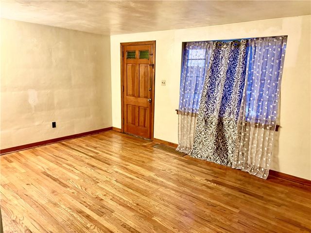 416 Penn Vista Dr, Penn Hills, PA 15235