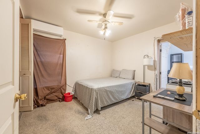 2519 Spur Dr, San Antonio, TX 78227