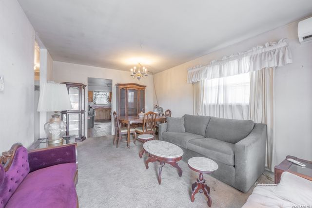 2519 Spur Dr, San Antonio, TX 78227