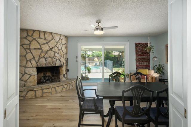 654 W Celeste, Fresno, CA 93704