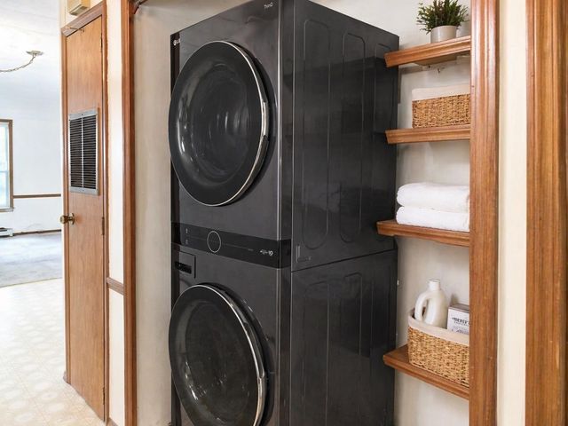 55 Thistle Way, Manchester, NH 03109