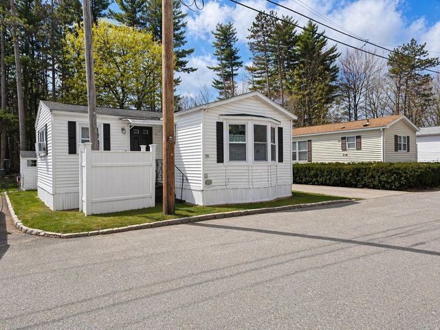 55 Thistle Way, Manchester, NH 03109