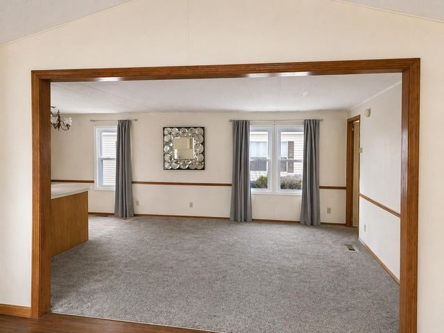 55 Thistle Way, Manchester, NH 03109